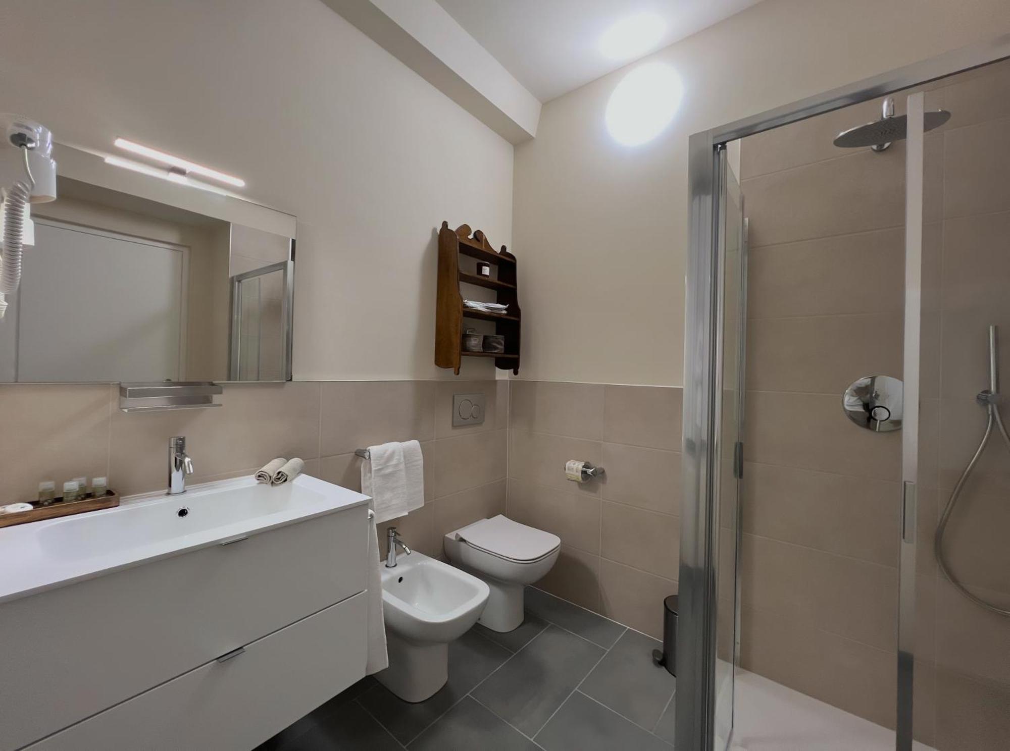 Dimora Conte Cavour Hotel Vercelli Exterior photo